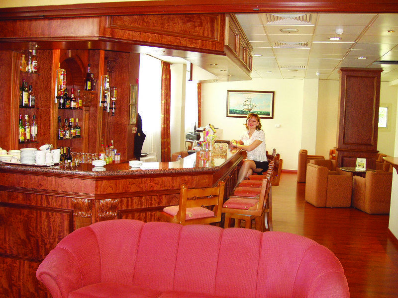 Kapetanios Limassol Hotel Exterior photo
